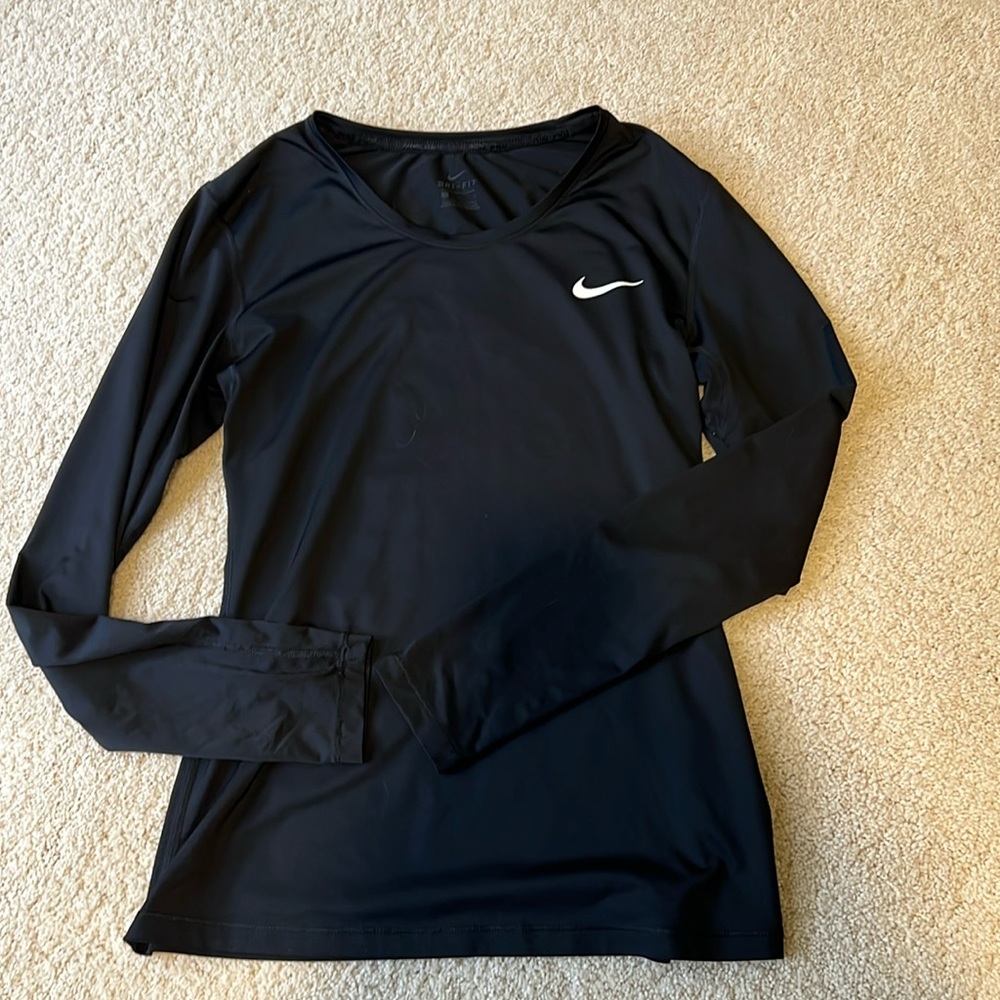 Nike long sleeve dry fit
